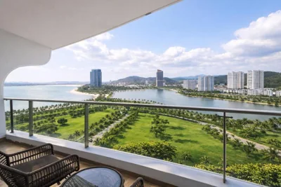 带阳台及水景一居室公寓 — Cita Residence Ha Long
